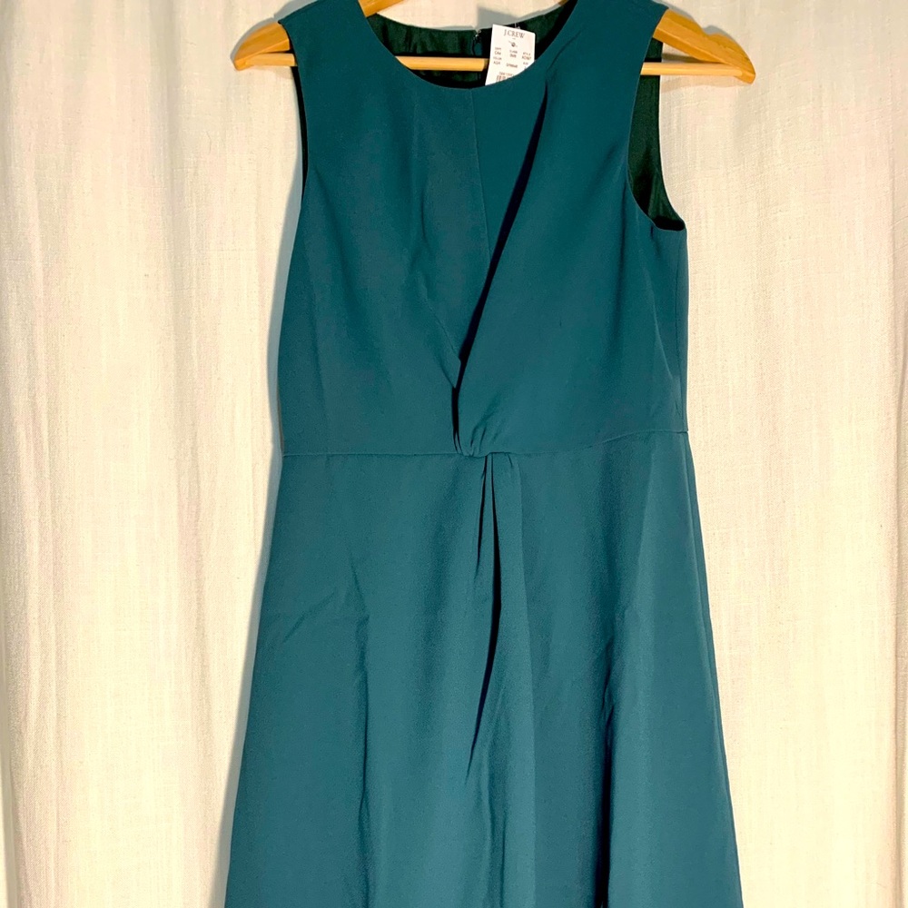 Christmas Green Sleeves Dress (NWT)